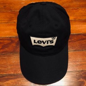 Levi’s Baseball Cap - Black and White